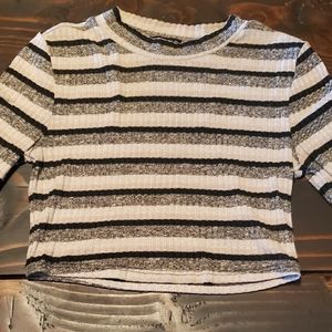 Striped cropped tee